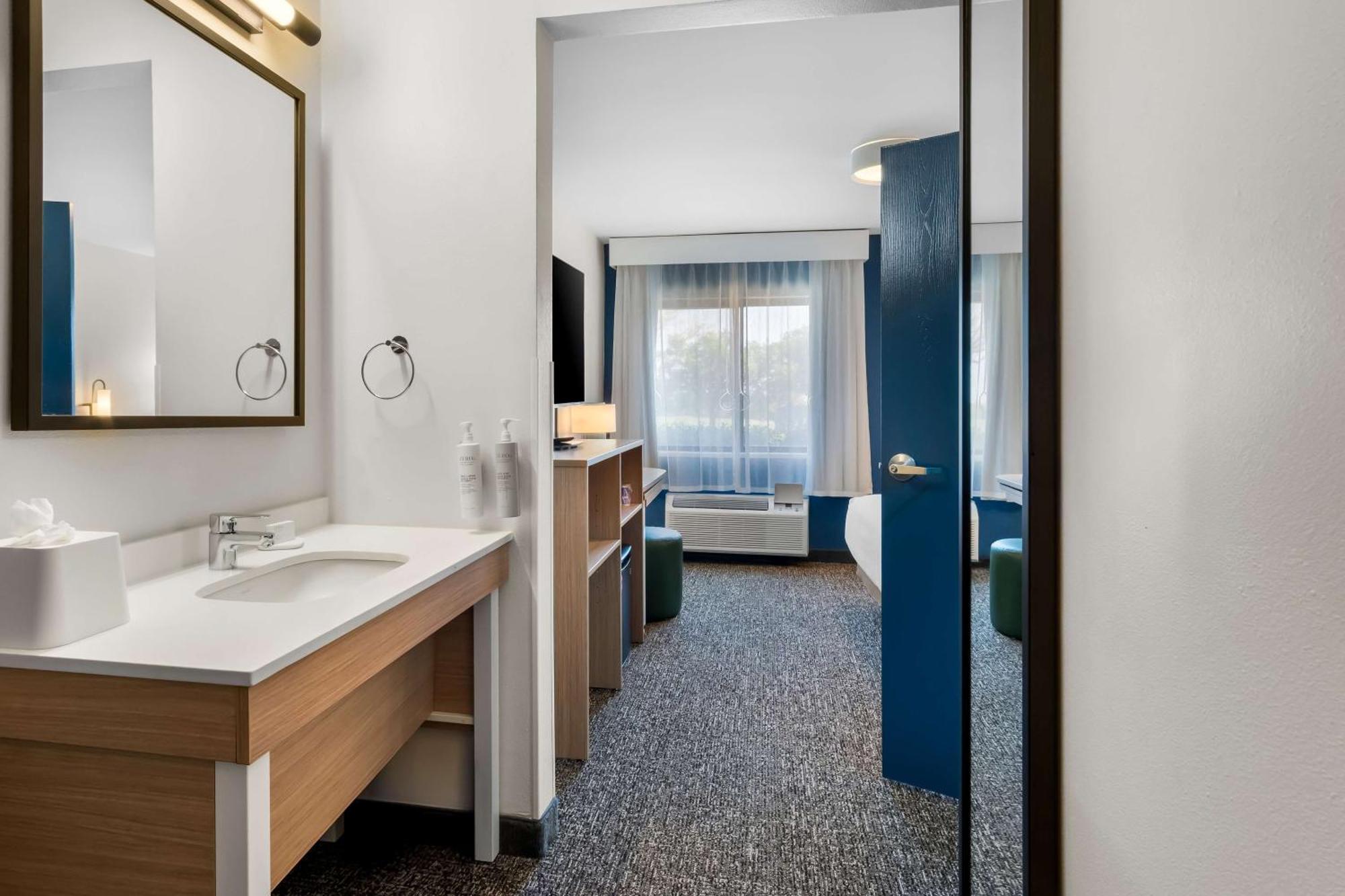 Spark By Hilton Grapevine Dfw North Buitenkant foto
