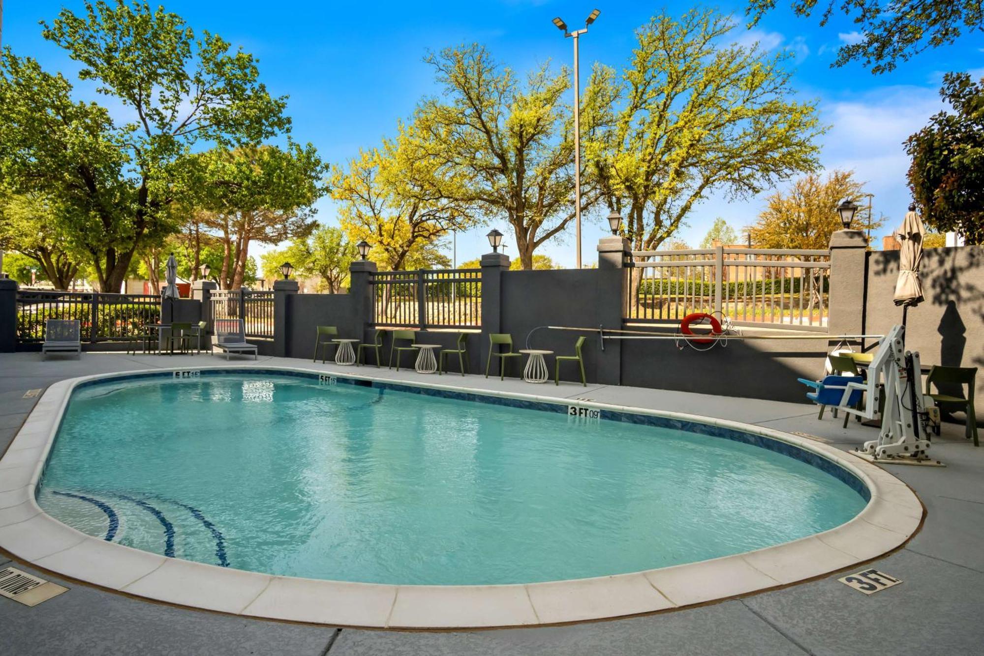 Spark By Hilton Grapevine Dfw North Buitenkant foto